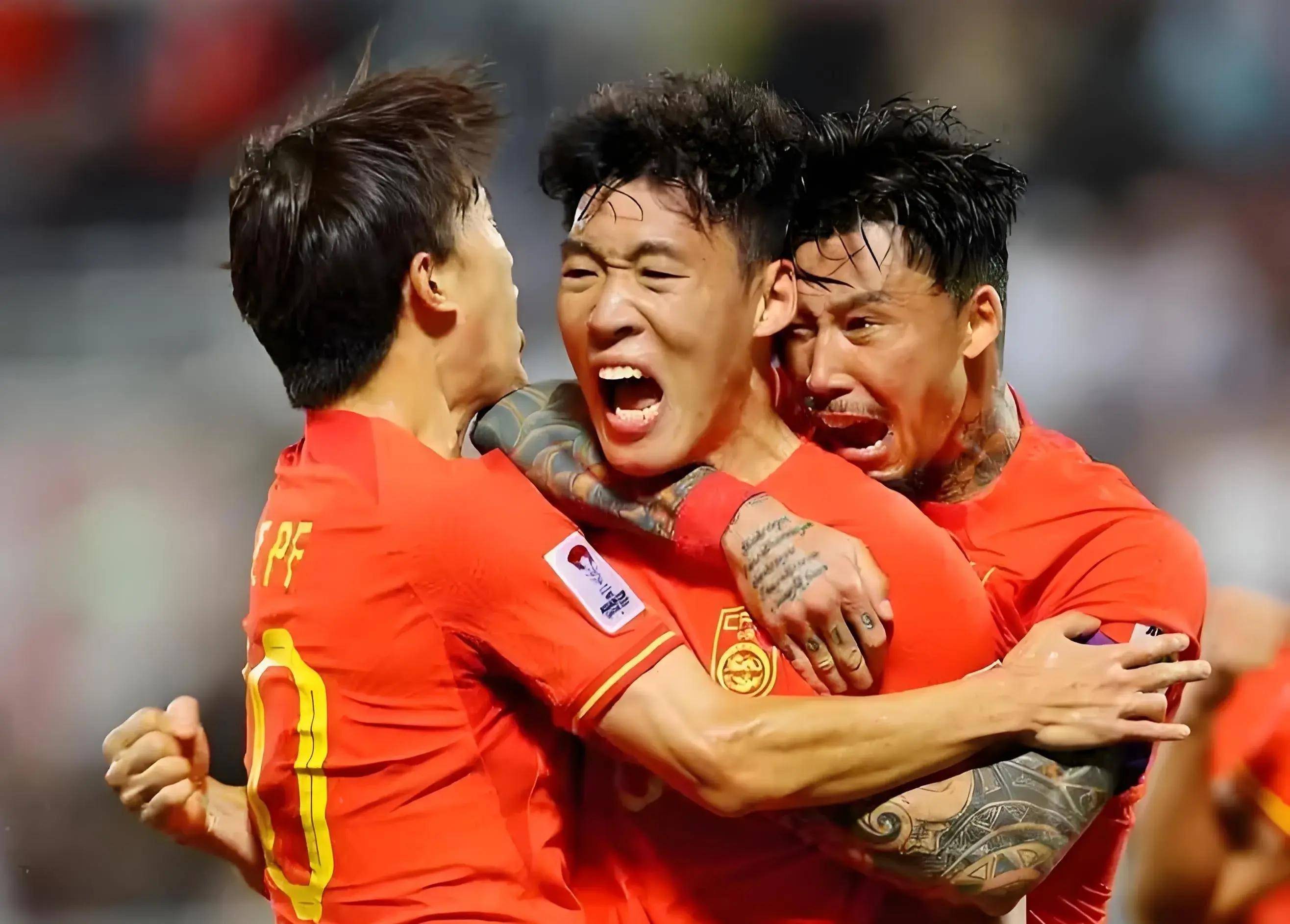 关于国足备战训练有模有样，备战力求完美表现的信息