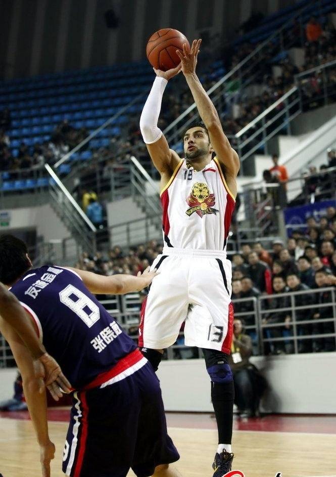 杨绍杰为什么叫缅甸球王